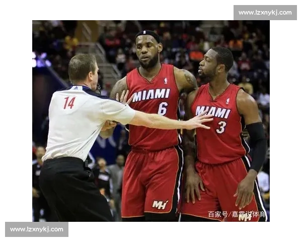 以历史交锋记录透视湖人对阵热火胜负走势与关键节点赛季表现分析